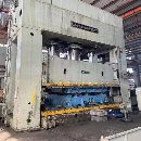 []南通锻压1600吨，台面2.5米4.5米，开口2.1米，滑块行.